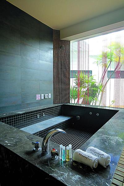 Hip Spa Motel Taichung Exterior foto
